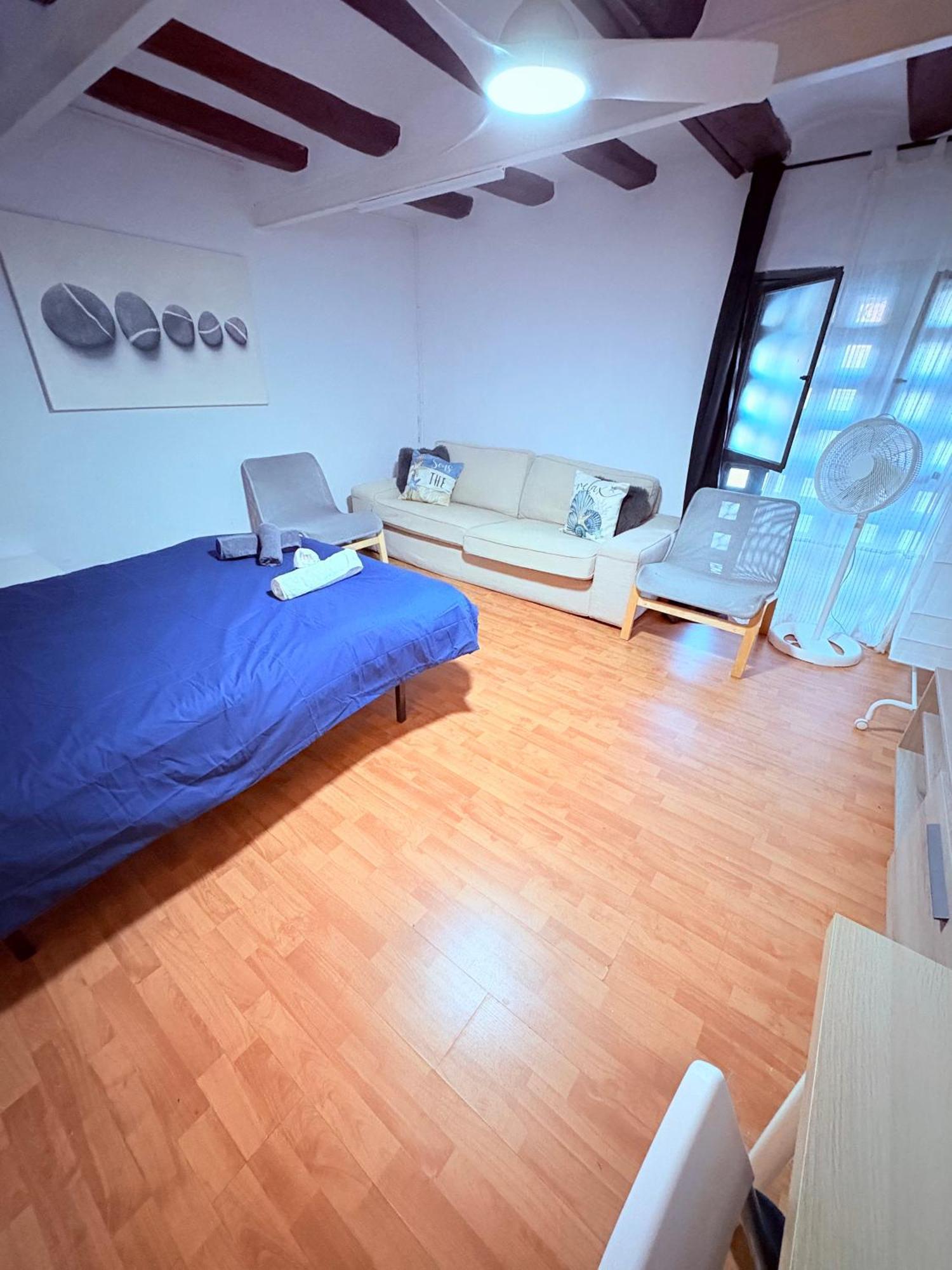 Stunning Flat For 6 People 3 Blocks From The Beach Plus Welcome Breakfast Barcelona Exterior foto