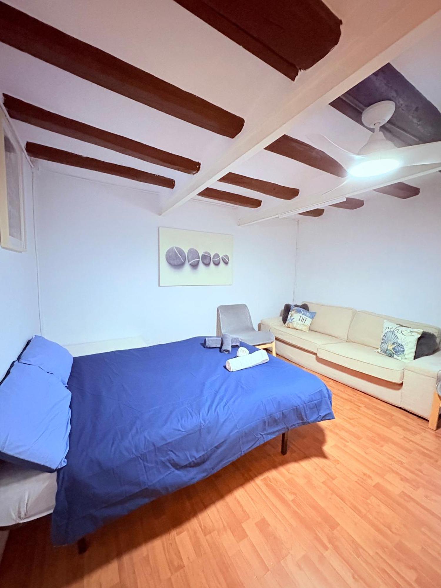 Stunning Flat For 6 People 3 Blocks From The Beach Plus Welcome Breakfast Barcelona Exterior foto